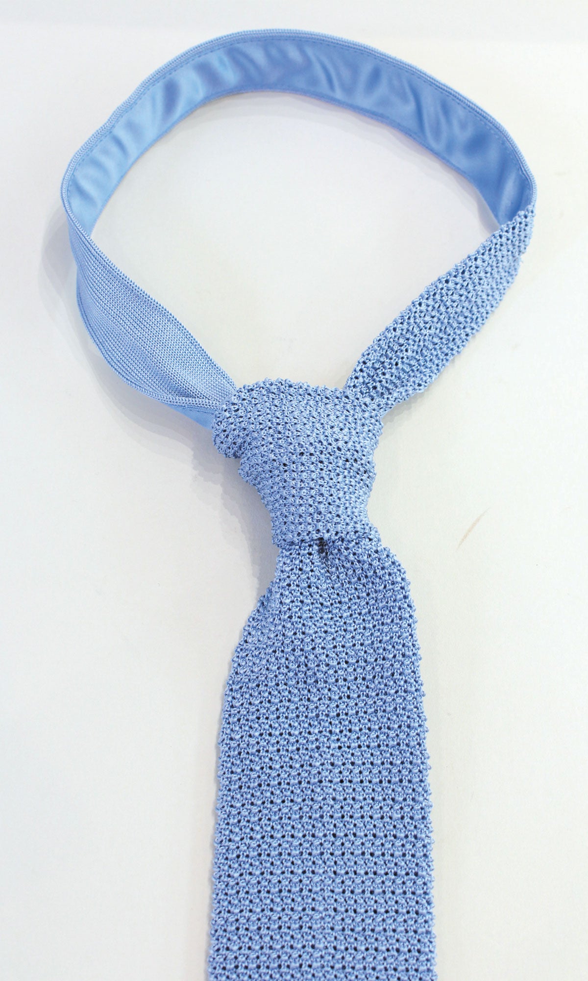 Knitted Silk Tie (Pale Blue)