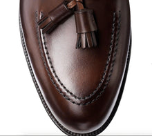 Load image into Gallery viewer, Crockett &amp; Jones Cavendish (Dark Brown Burnished Caf)
