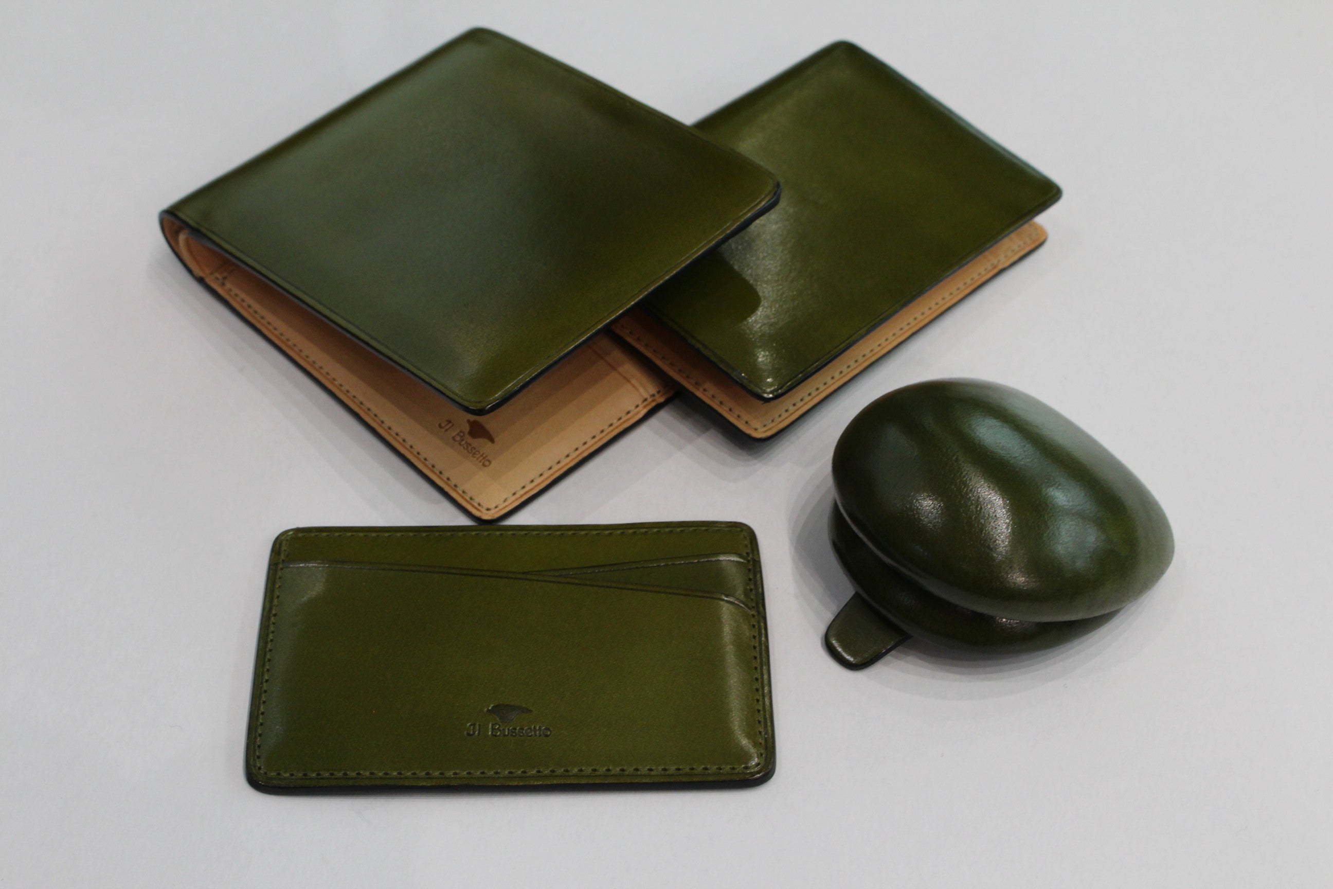 Il Bussetto Cardholder (Pesto)