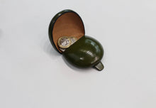 Load image into Gallery viewer, Il Bussetto Tacco Coin Pouch (Pesto)
