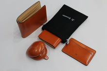 Load image into Gallery viewer, Il Bussetto Tacco Coin Pouch  (Orange)
