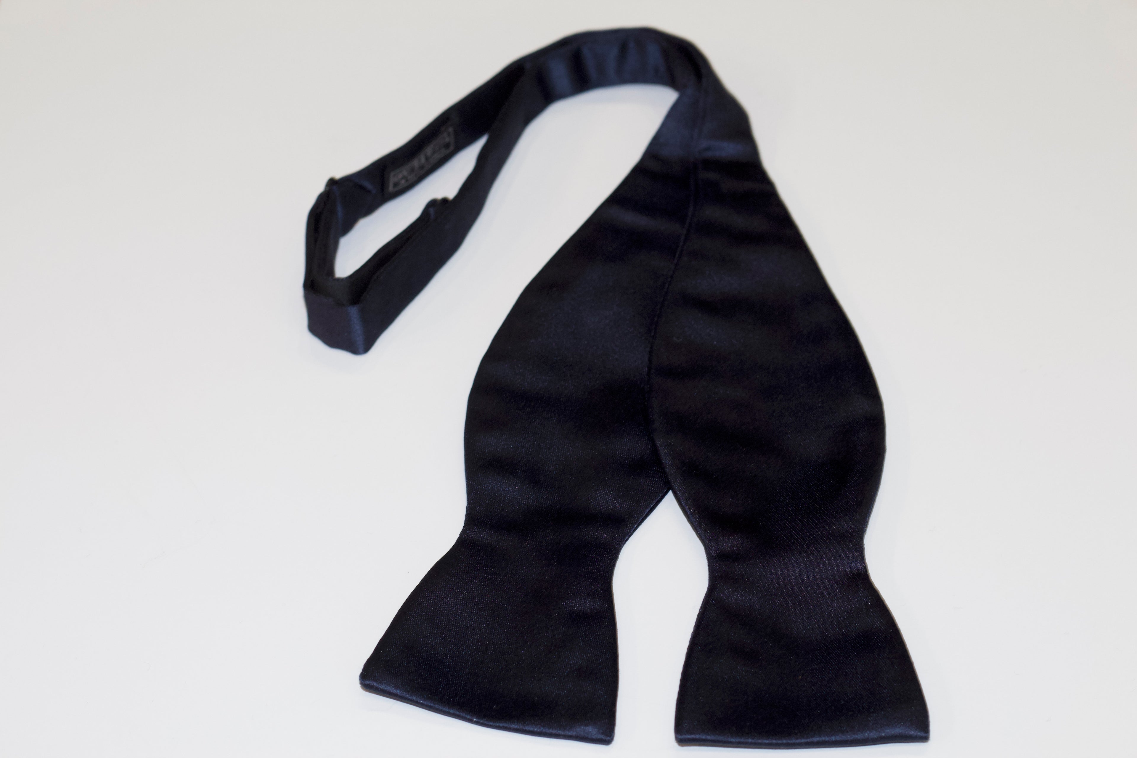 Navy Self-Tie Silk Bow Tie