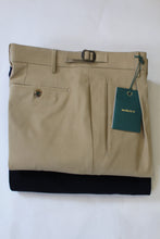 Load image into Gallery viewer, Berwich Beige Stretch Cotton Trousers

