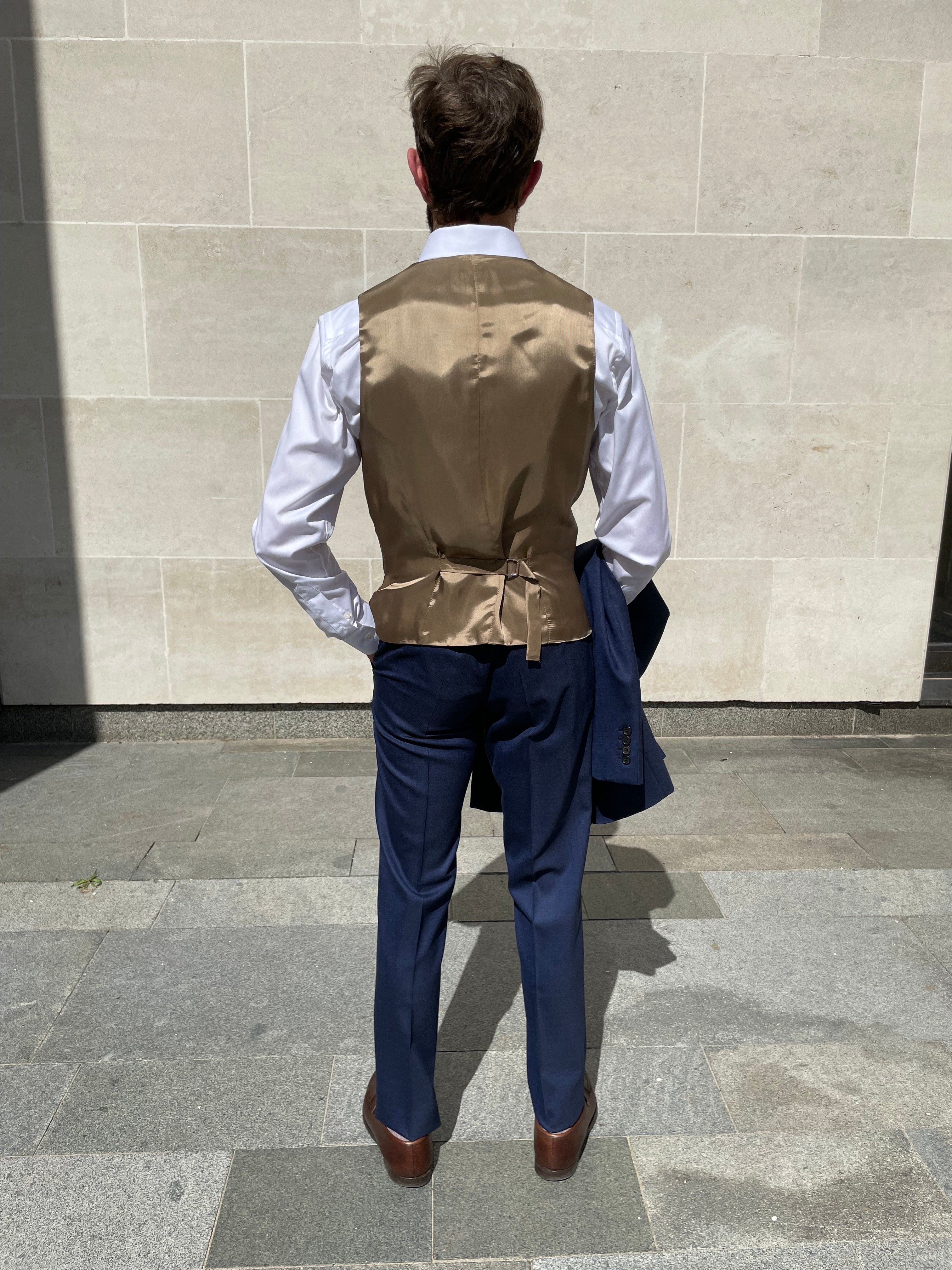 DE&S LIGHTWEIGHT WOOL TAILORED SUIT