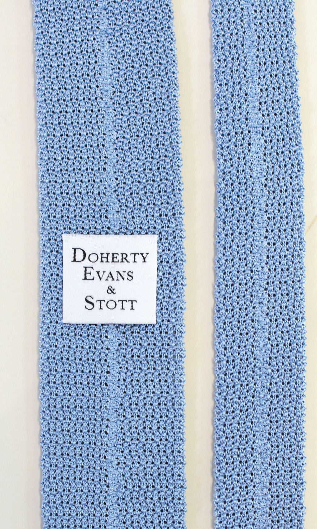 Knitted Silk Tie (Pale Blue)