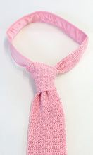 Load image into Gallery viewer, Knitted Silk Tie (Pink)
