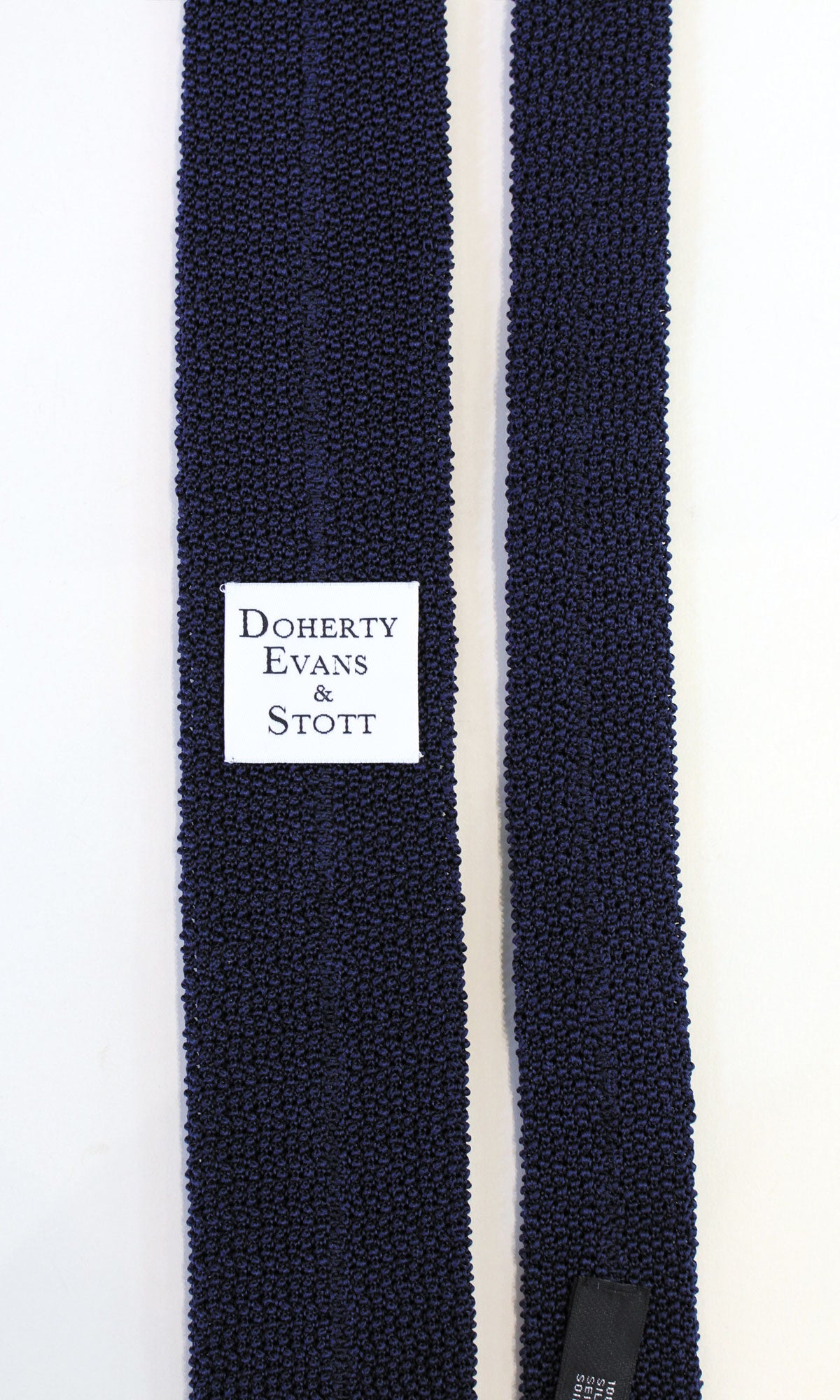 Knitted Silk Tie (Navy/ White Spot)